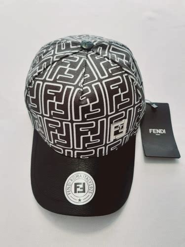 gorra fendi roma